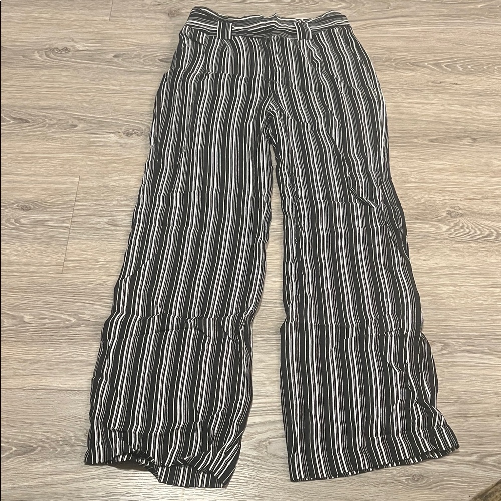 Express Black and White Striped Pants